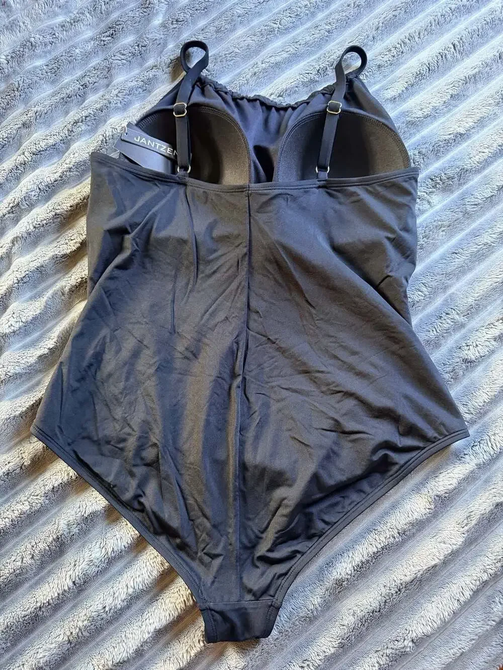 Jantzen Women's Shirred One-Piece Swimsuit in Black Size 20w